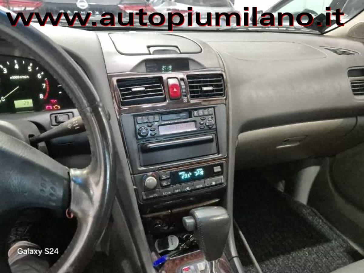 NISSAN Maxima QX 4ª s. 10