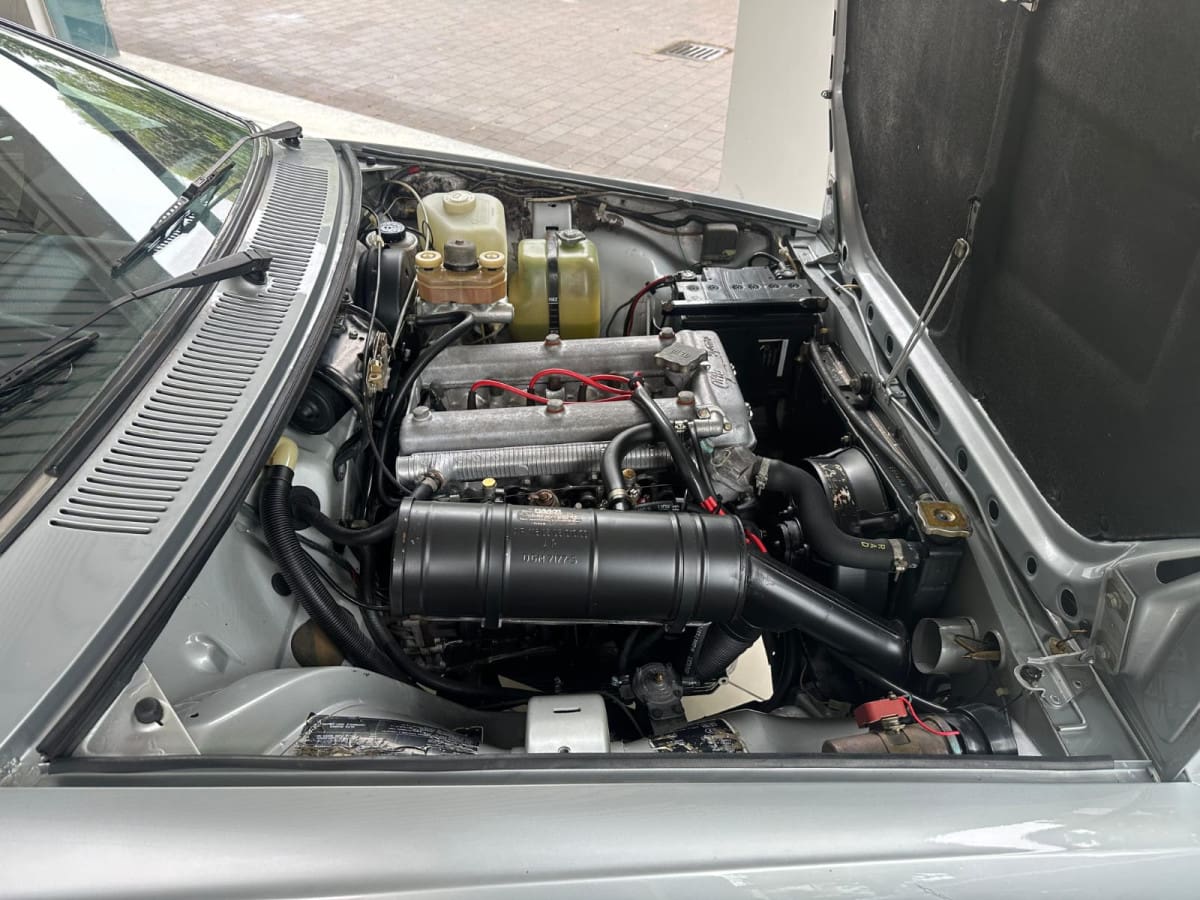 ALFA ROMEO ALFETTA GTV 2000/2000L 7