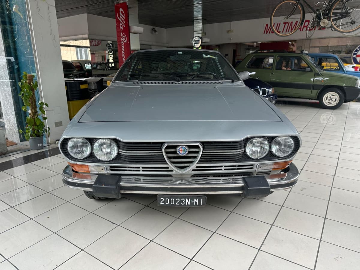 ALFA ROMEO ALFETTA GTV 2000/2000L 11