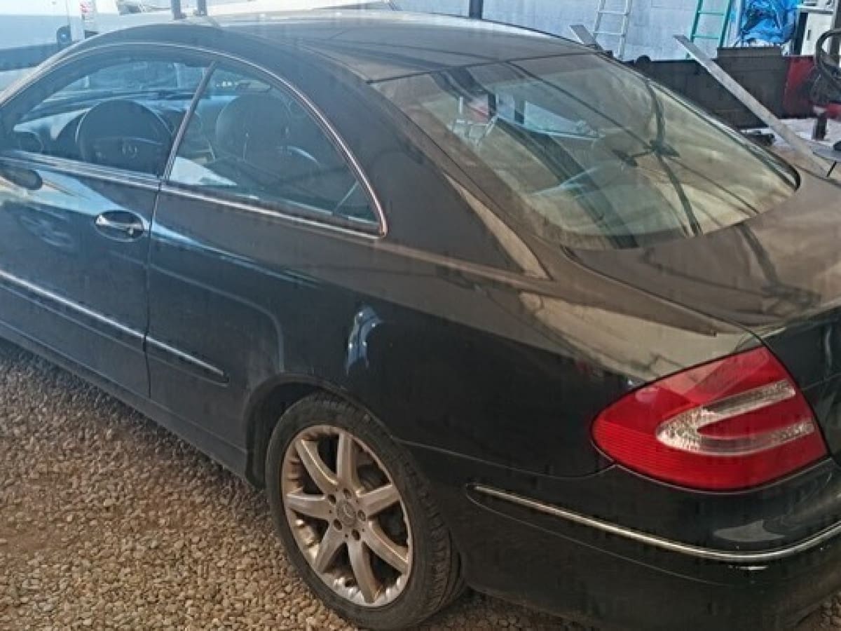 MERCEDES Classe CLK (C/A209) 2