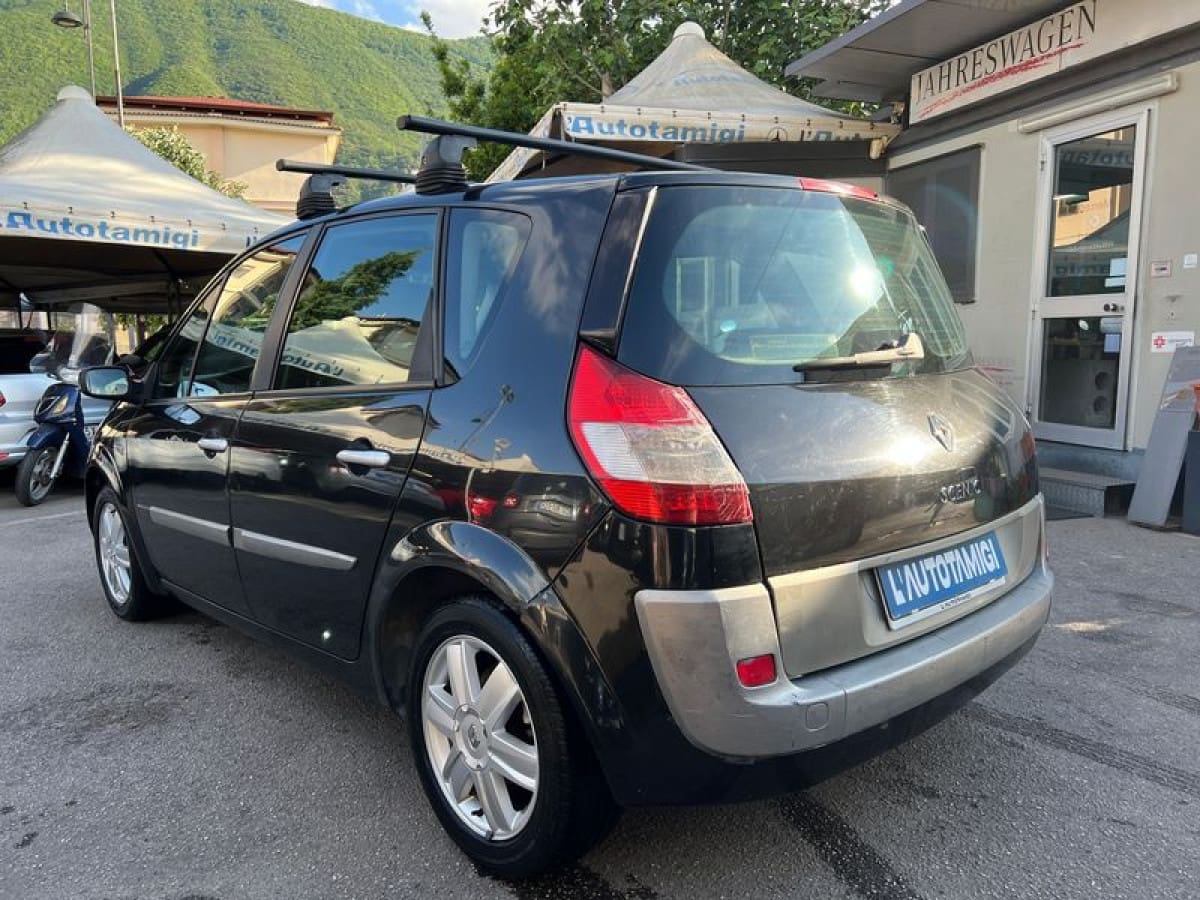 RENAULT Scénic 2ª serie 3