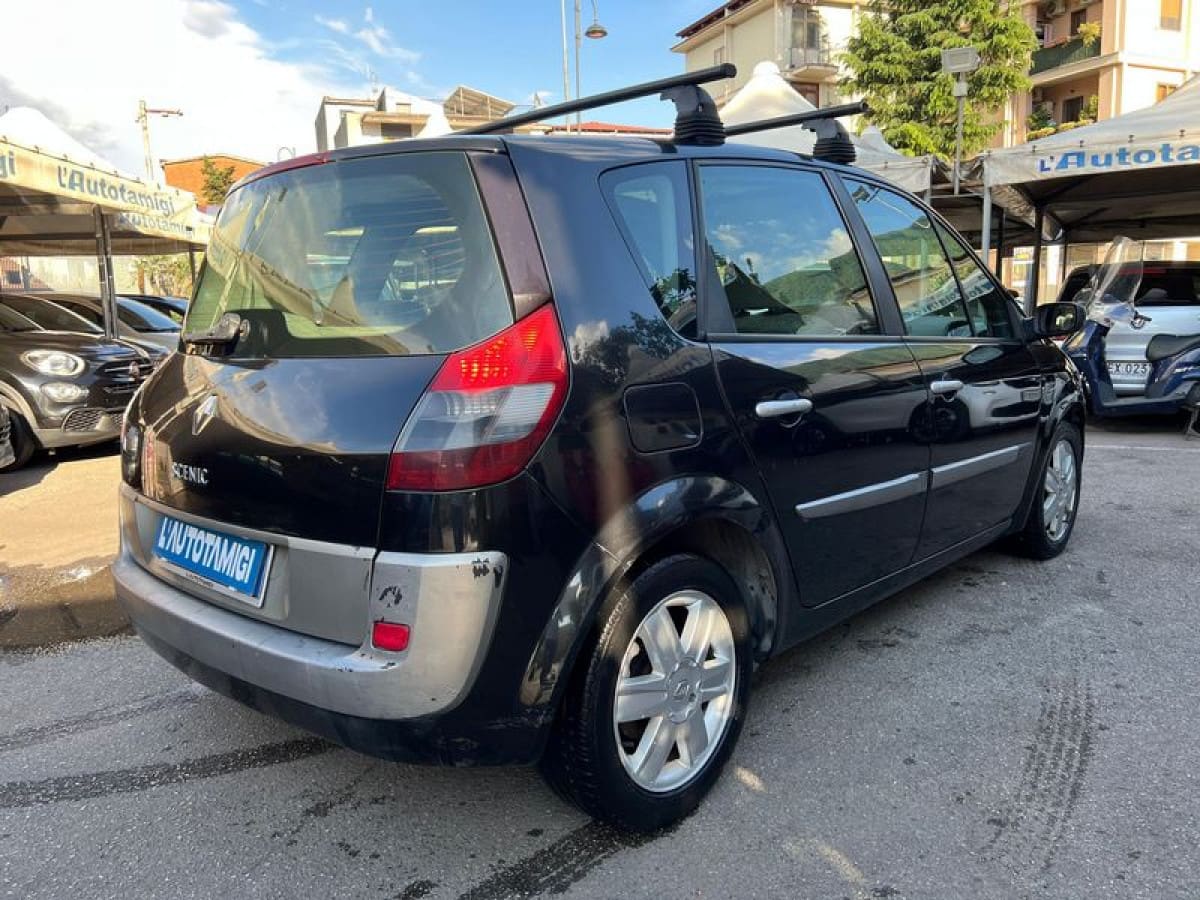 RENAULT Scénic 2ª serie 4