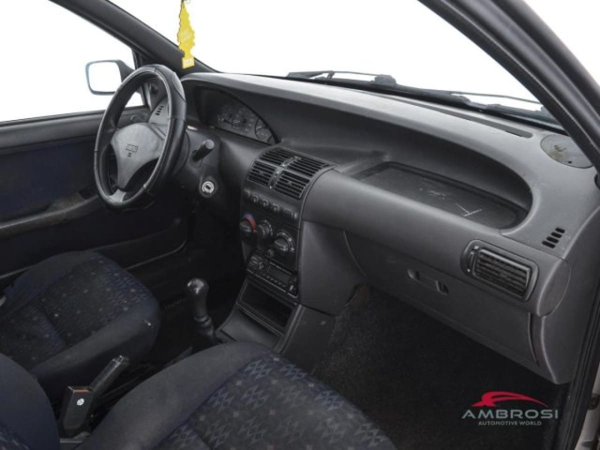 FIAT Punto 1ª serie 4