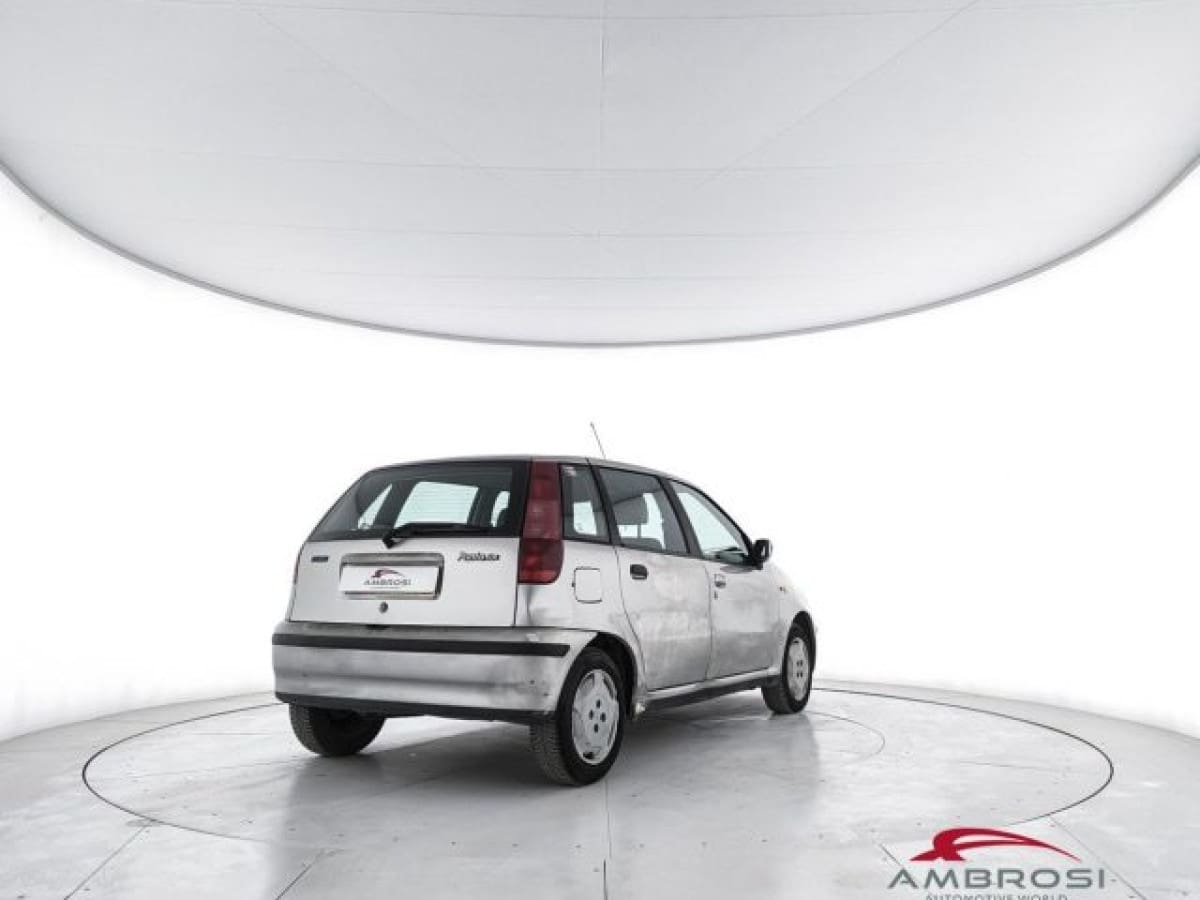 FIAT Punto 1ª serie 8