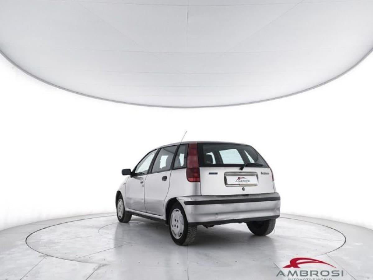 FIAT Punto 1ª serie 9