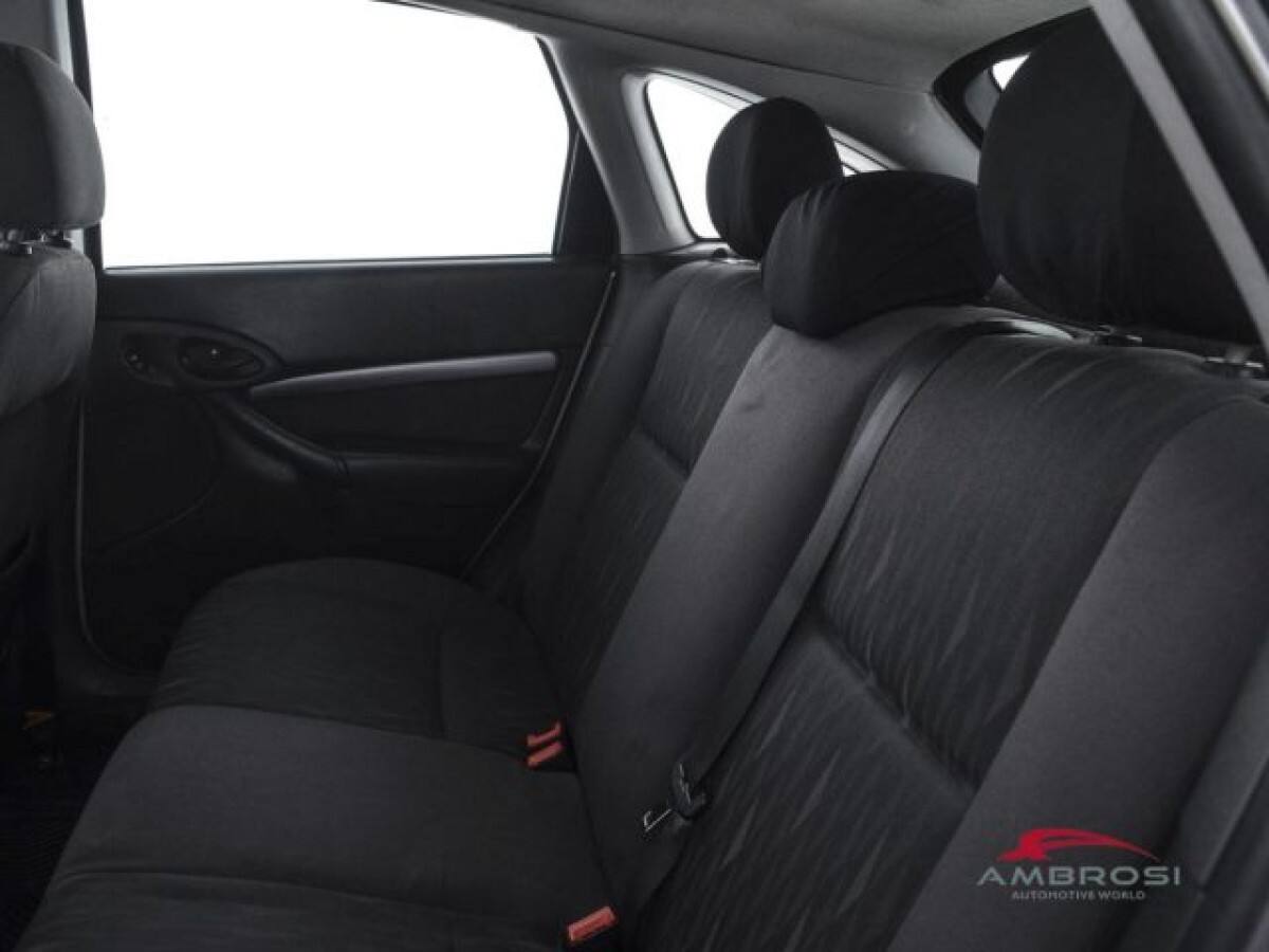 FORD Focus 1ª serie 15