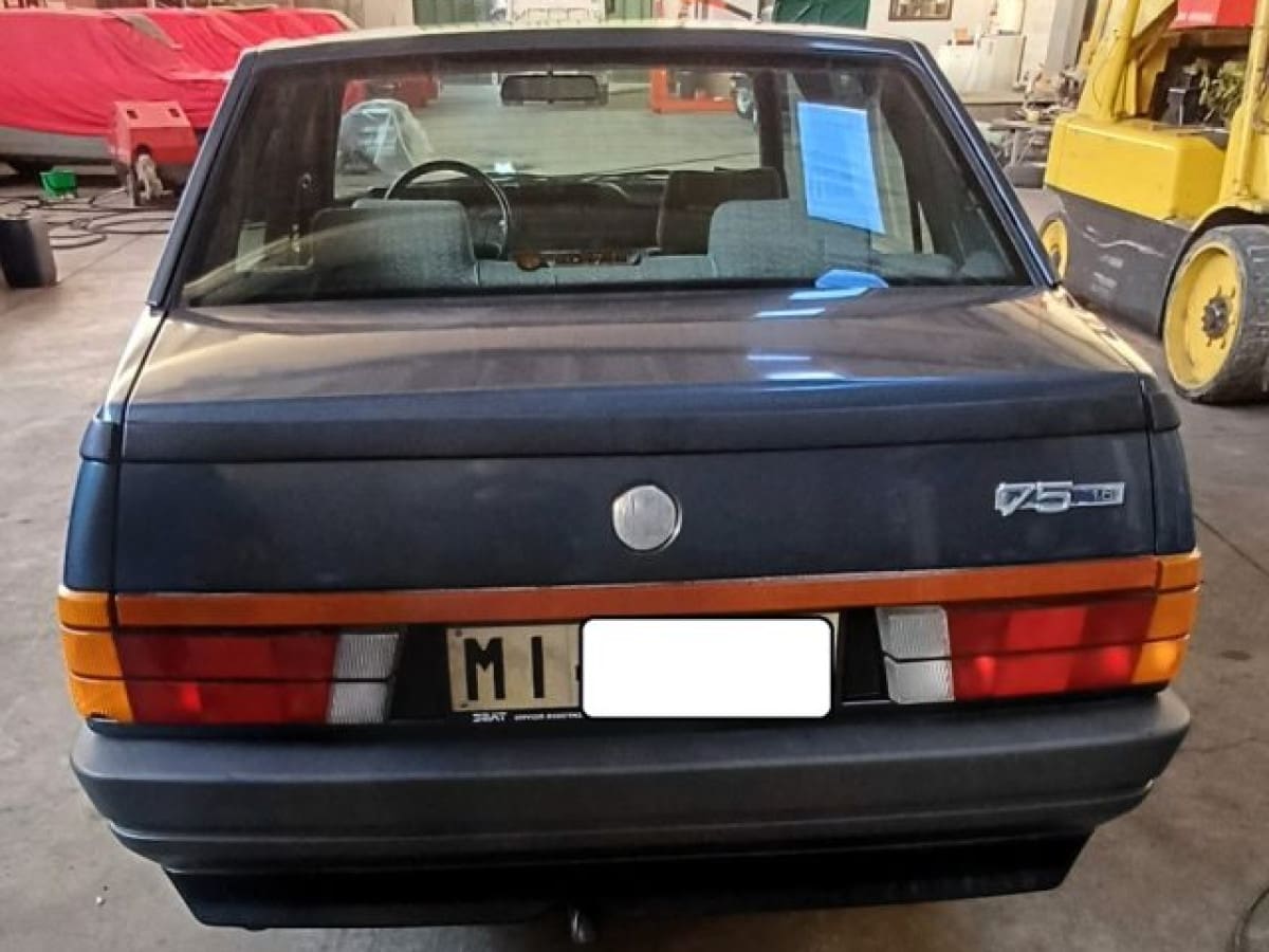 ALFA ROMEO 75 2