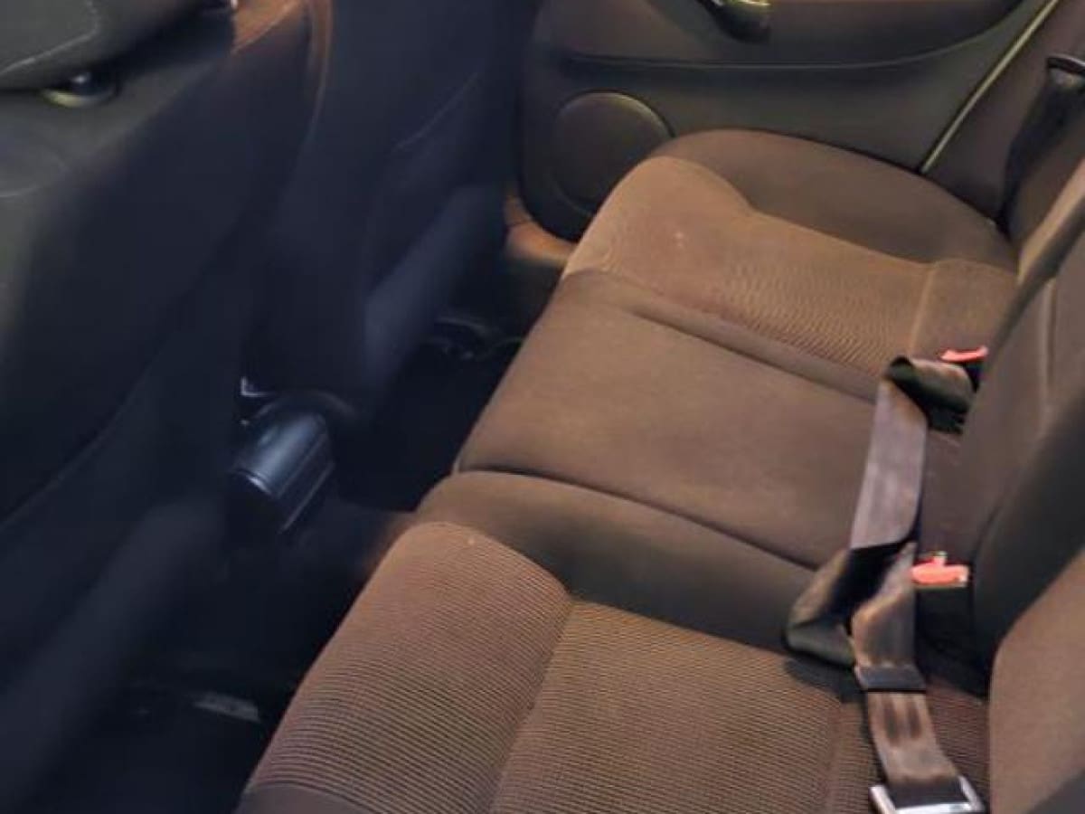 VOLKSWAGEN Golf 4ª serie 5