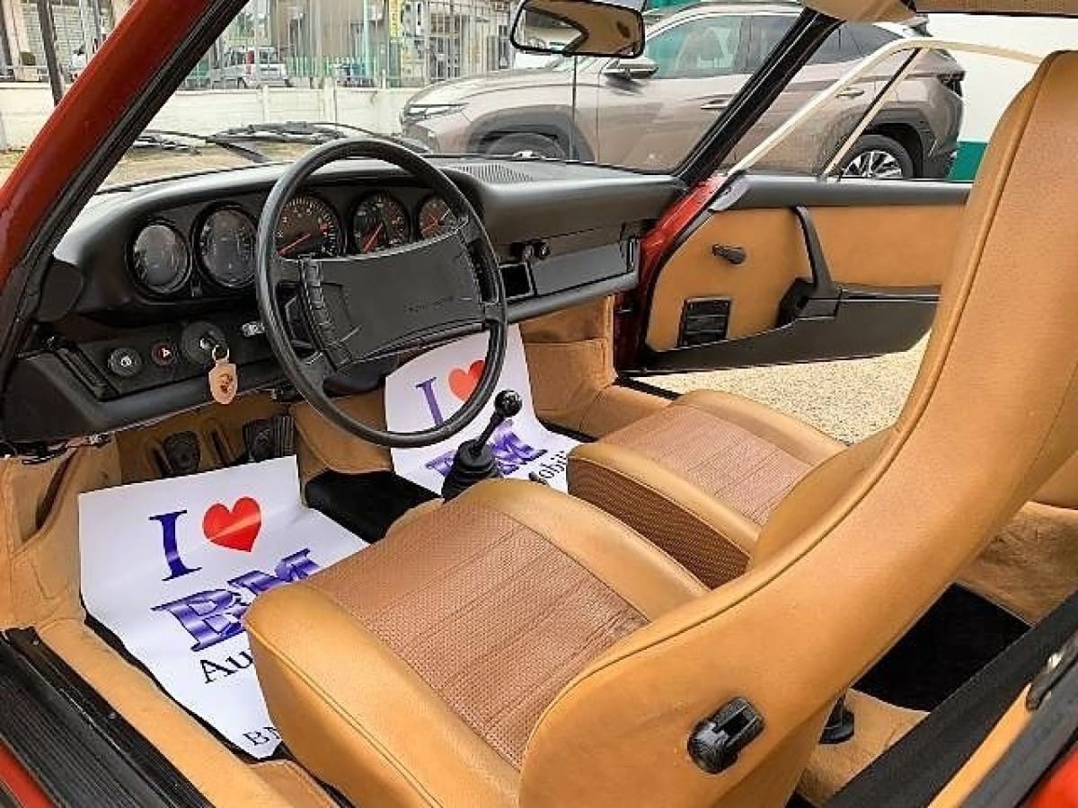 PORSCHE 911           (993) 11