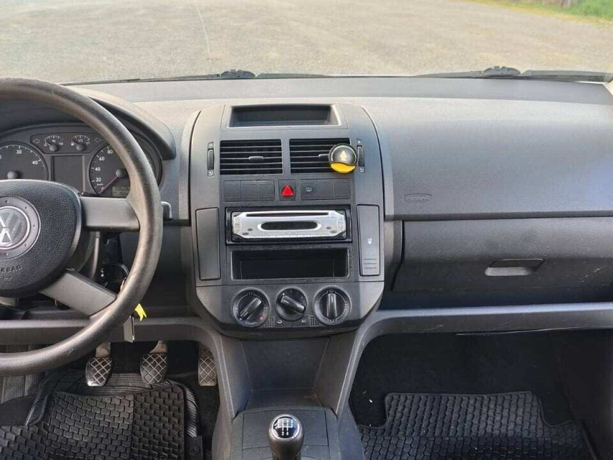 VOLKSWAGEN Polo 4ª serie 4