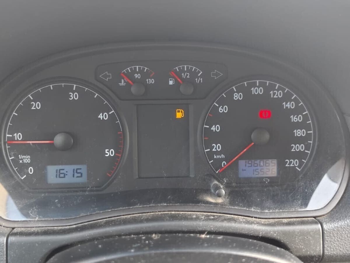 VOLKSWAGEN Polo 4ª serie 5