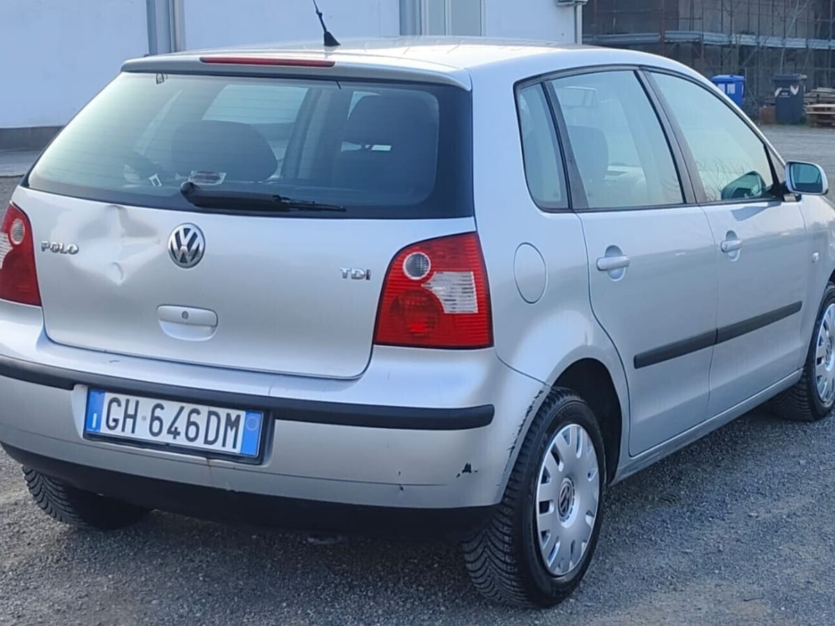 VOLKSWAGEN Polo 4ª serie 10
