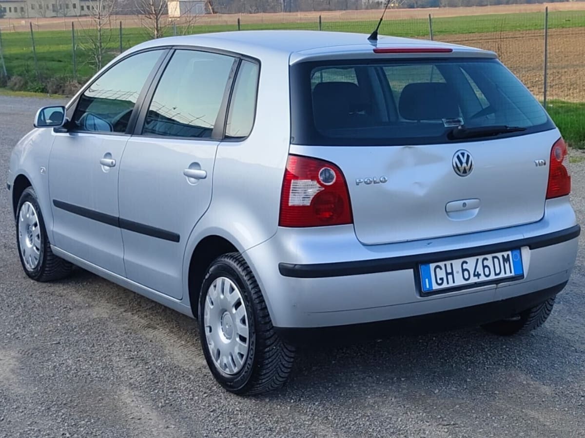VOLKSWAGEN Polo 4ª serie 11