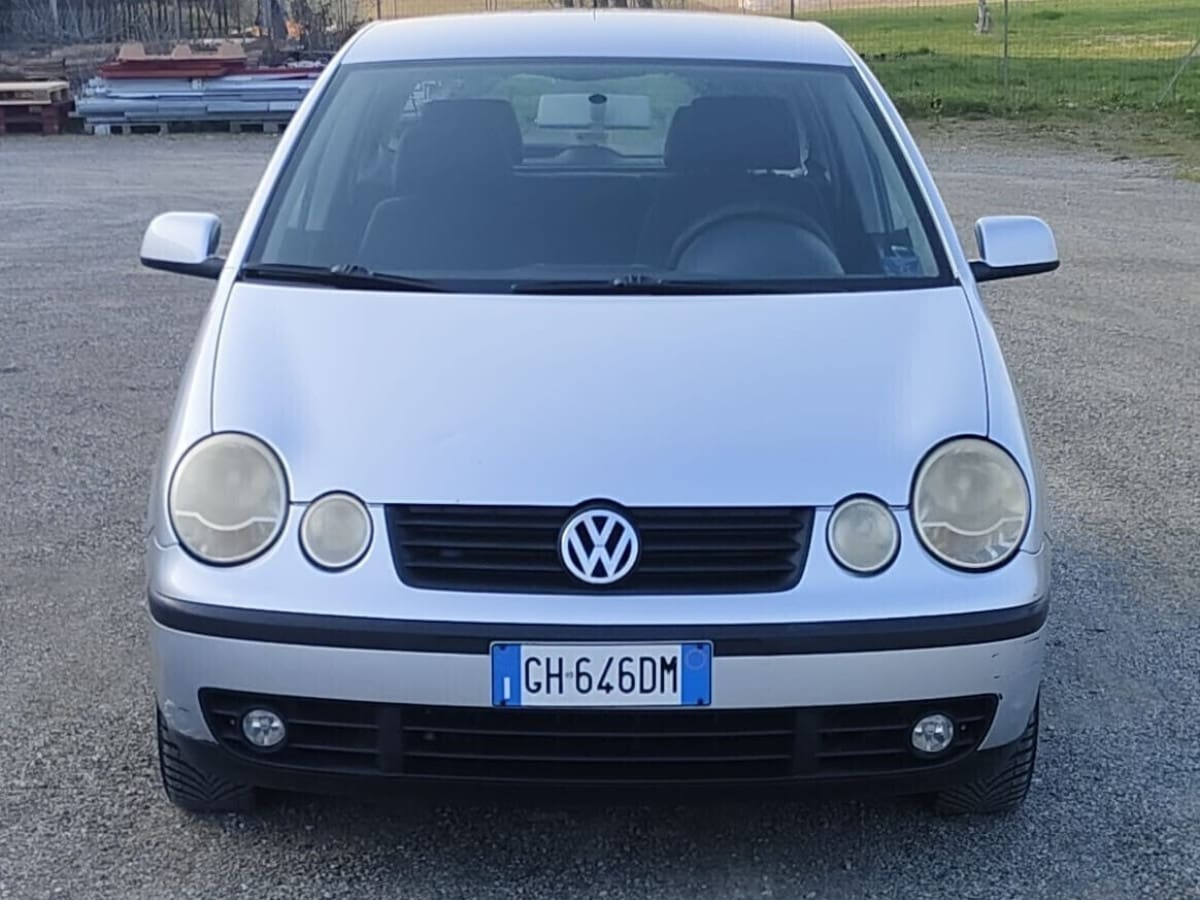 VOLKSWAGEN Polo 4ª serie 12
