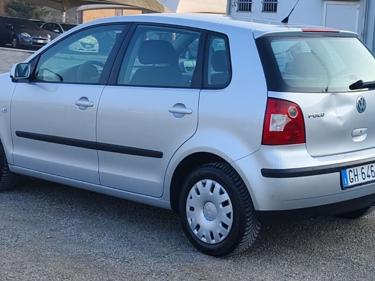 VOLKSWAGEN Polo 4ª serie 17
