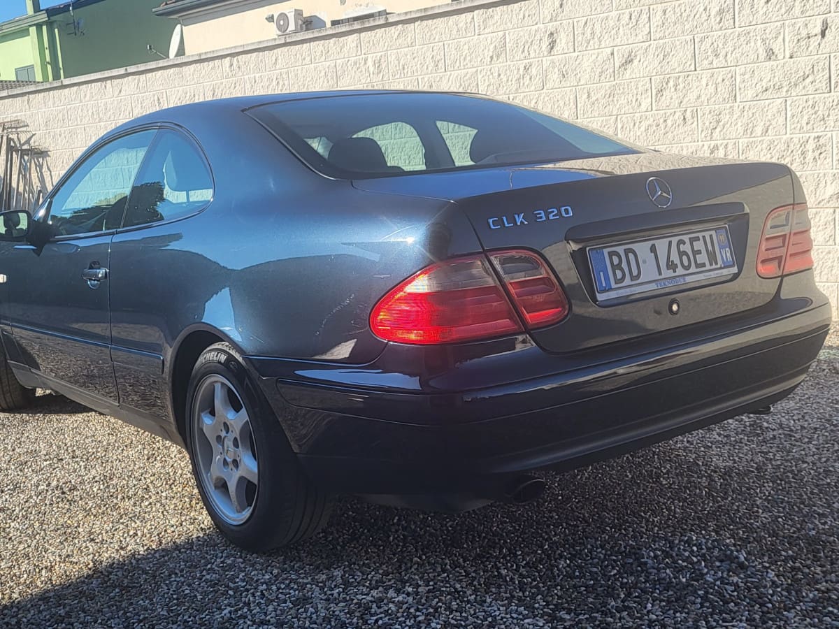 MERCEDES Classe CLK (C/A208) 7