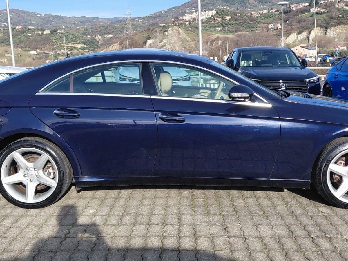 MERCEDES CLS          (C219) 13
