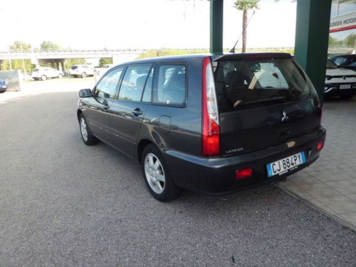 MITSUBISHI Lancer 5ª serie 5