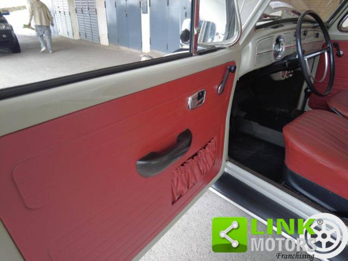 VOLKSWAGEN Maggiolino 6