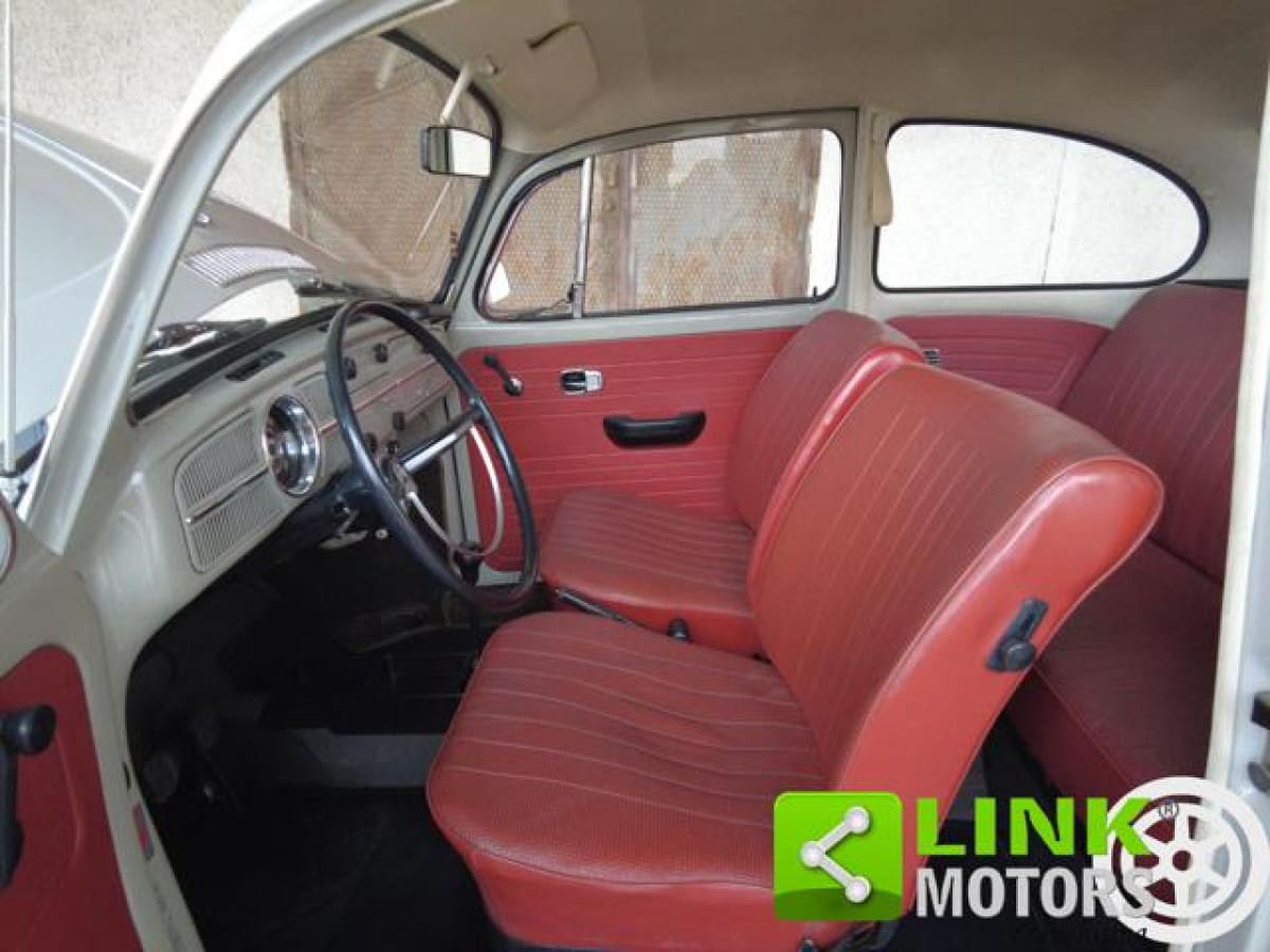 VOLKSWAGEN Maggiolino 13