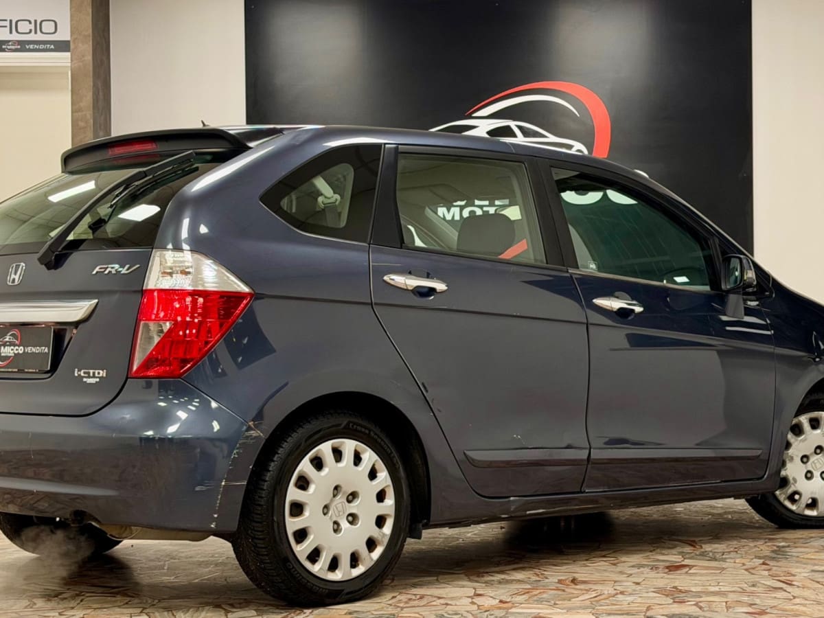 HONDA FR-V 9
