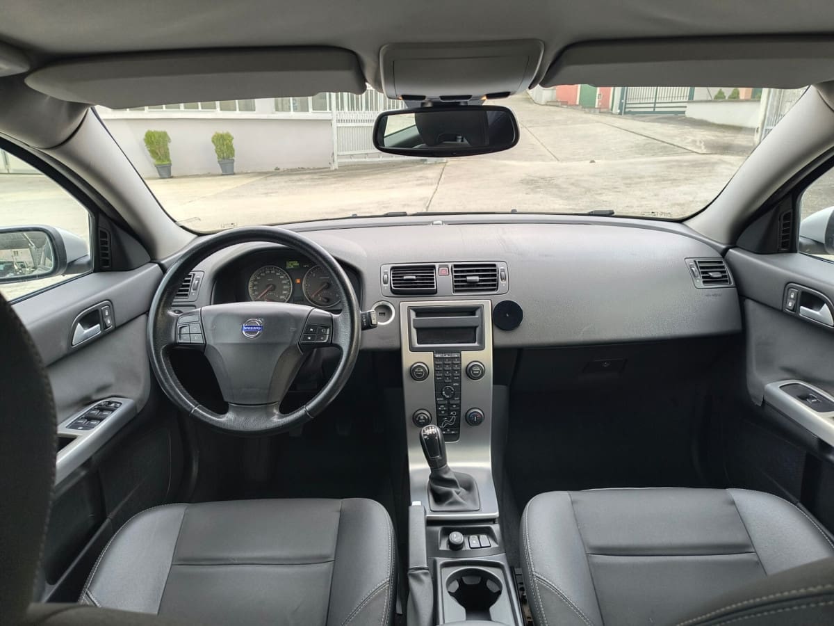 VOLVO V50 (2003-2012) 8