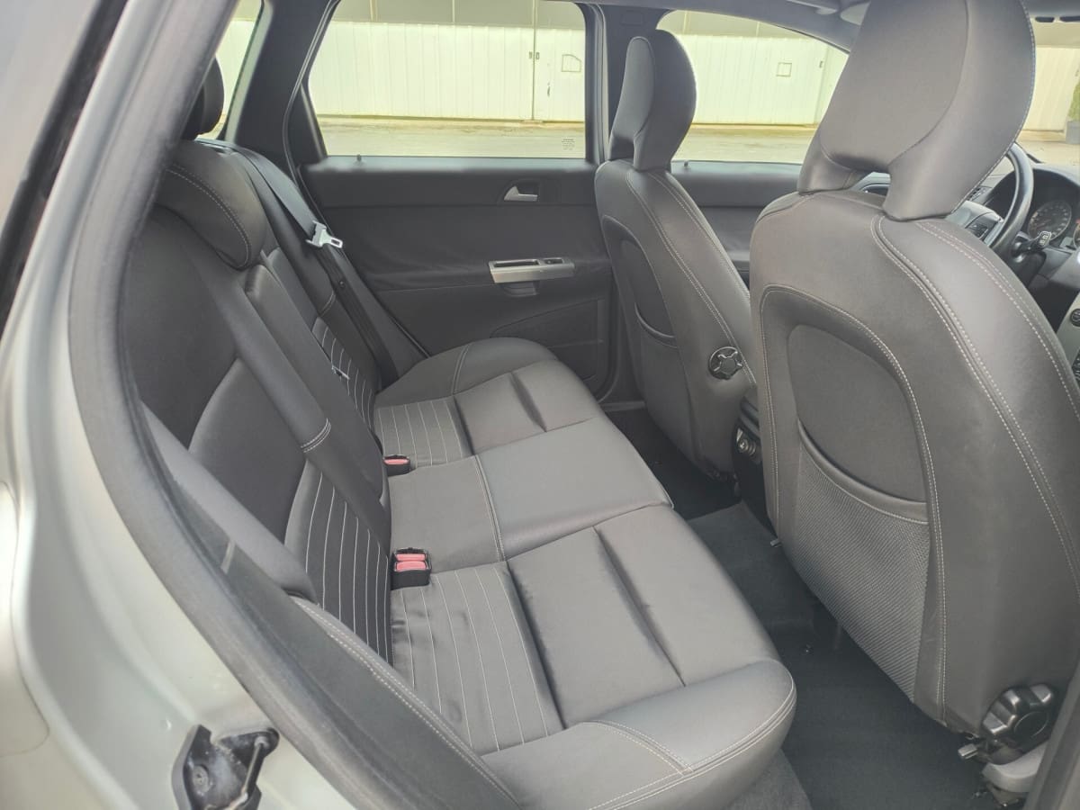 VOLVO V50 (2003-2012) 15