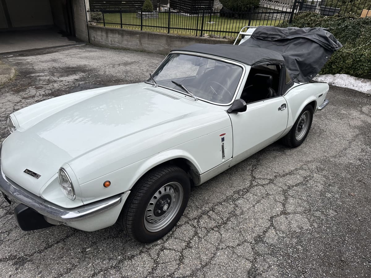 TRIUMPH SPITFIRE MK IV 4