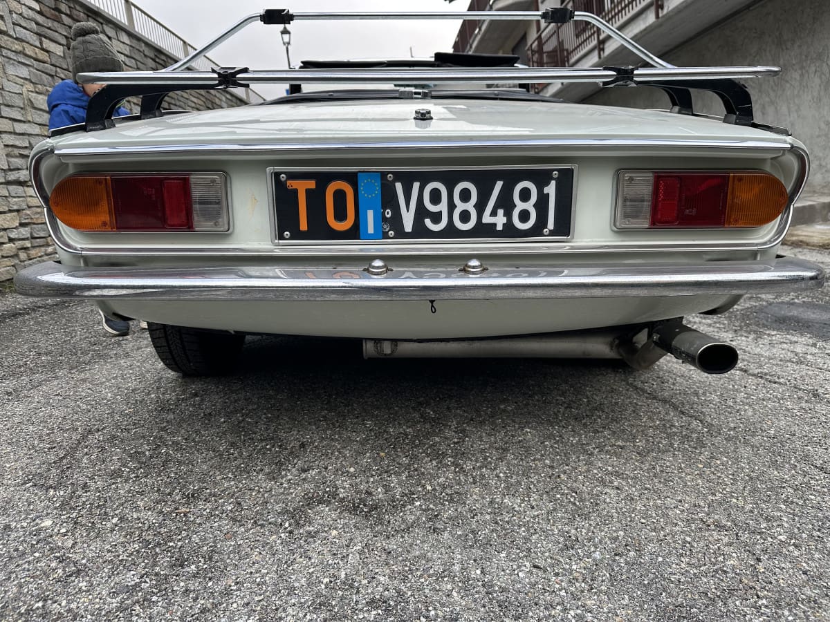 TRIUMPH SPITFIRE MK IV 8