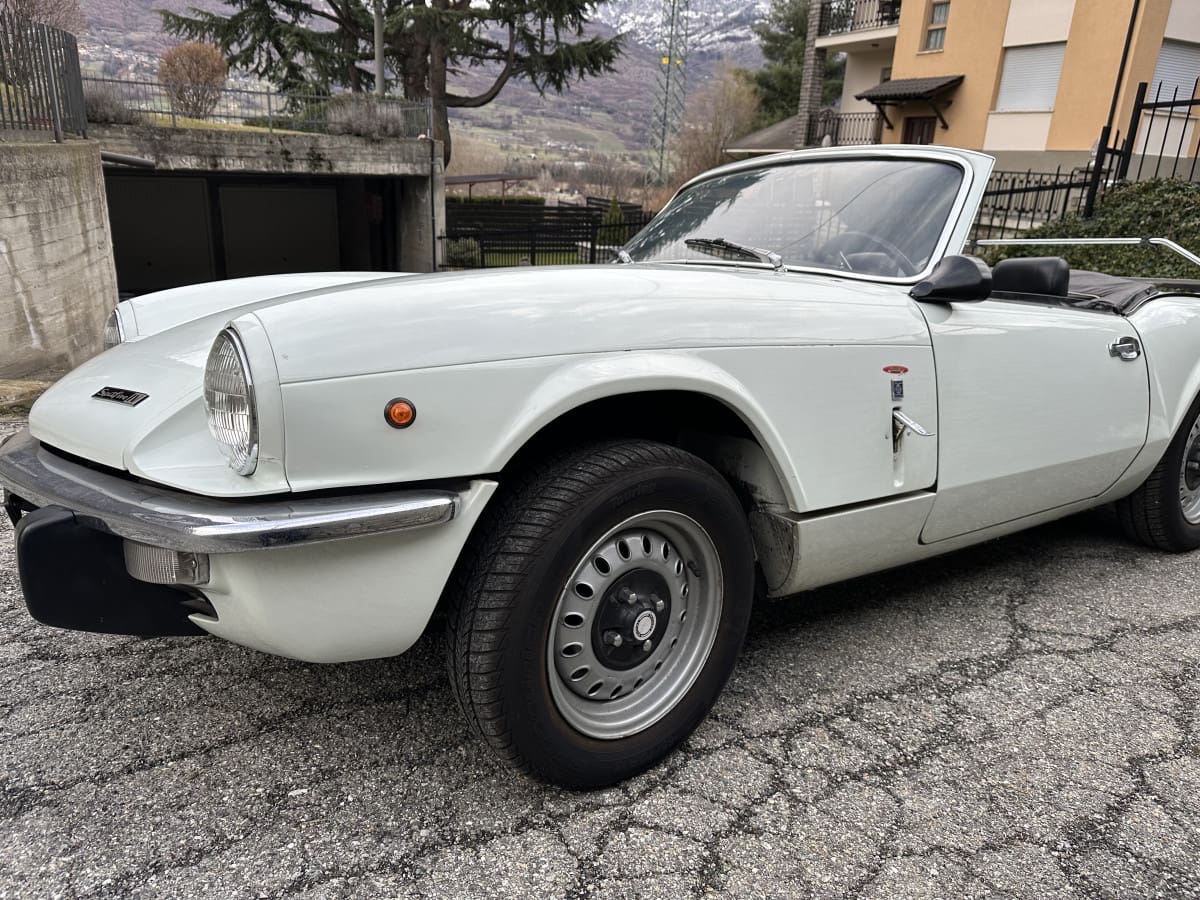 TRIUMPH SPITFIRE MK IV 2