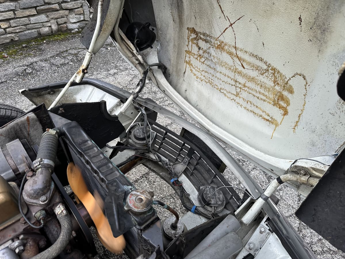 TRIUMPH SPITFIRE MK IV 7