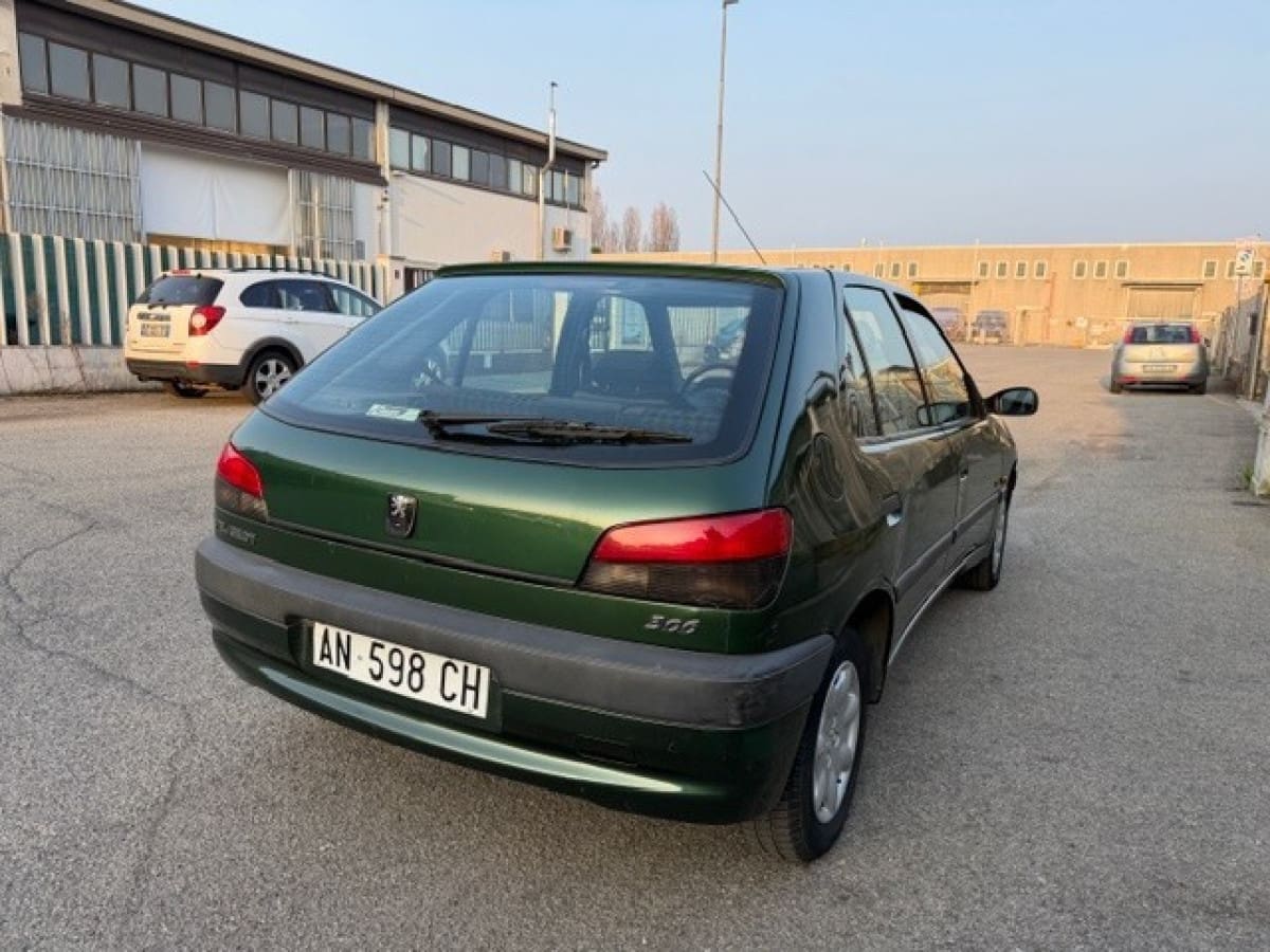 PEUGEOT 306 12