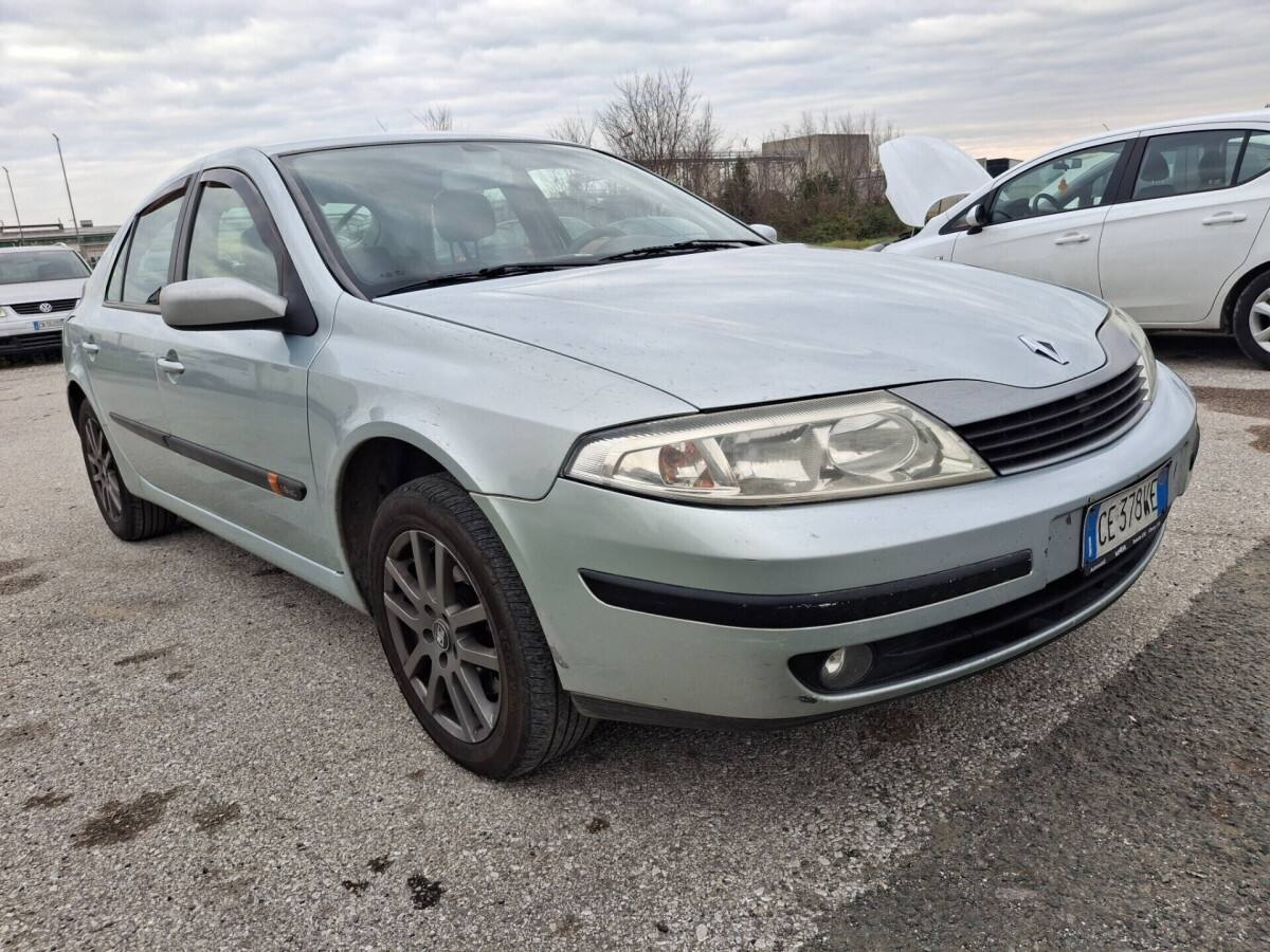RENAULT Laguna 2ª s. 01-05 12