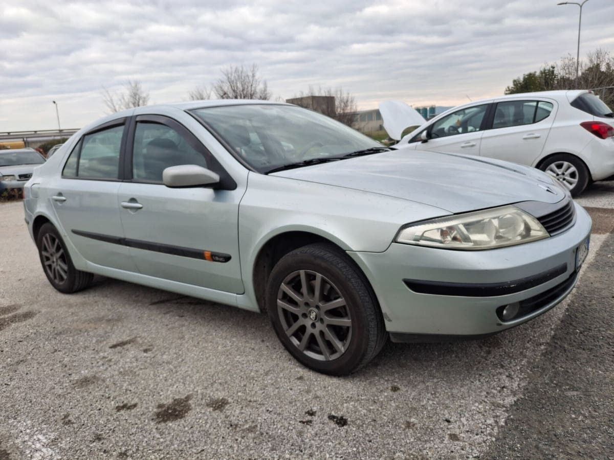 RENAULT Laguna 2ª s. 01-05 13