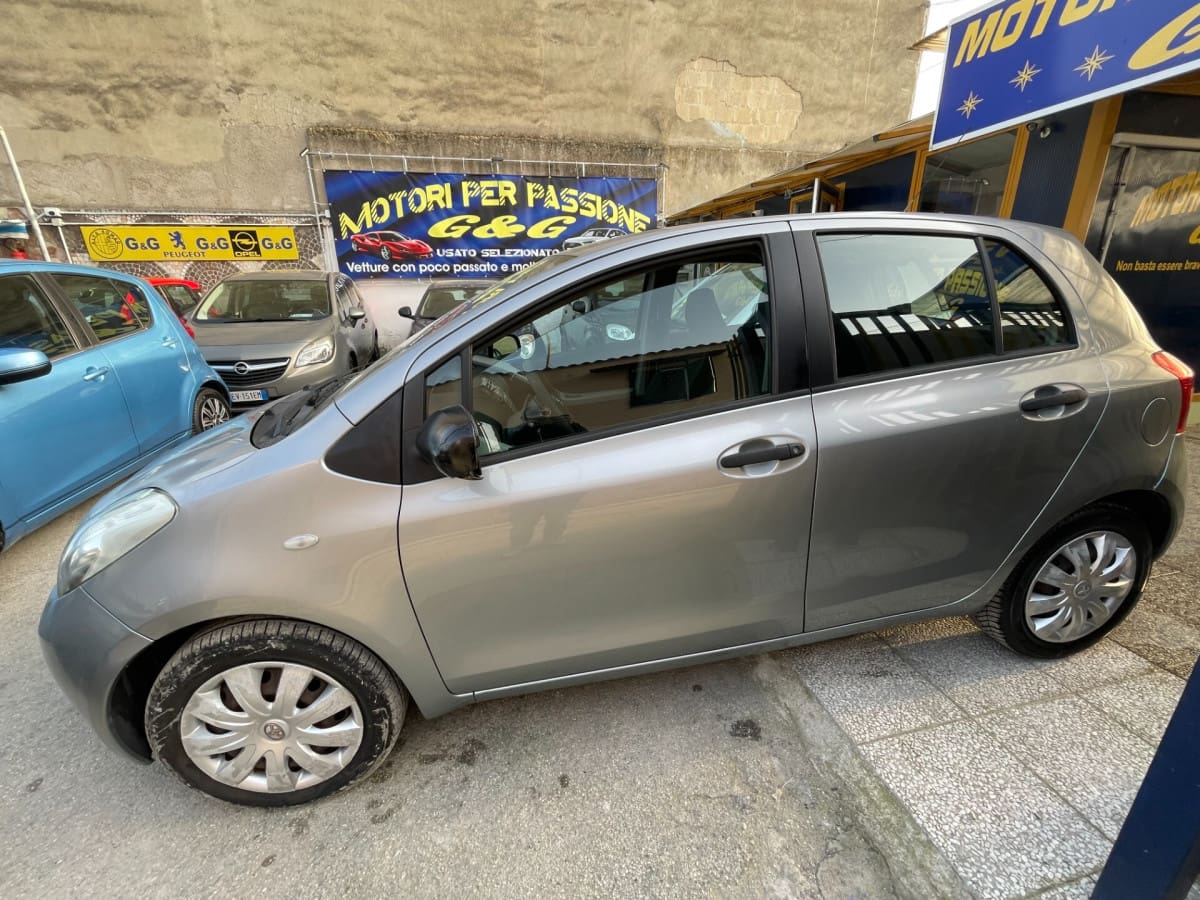 TOYOTA Yaris 2ª serie 11