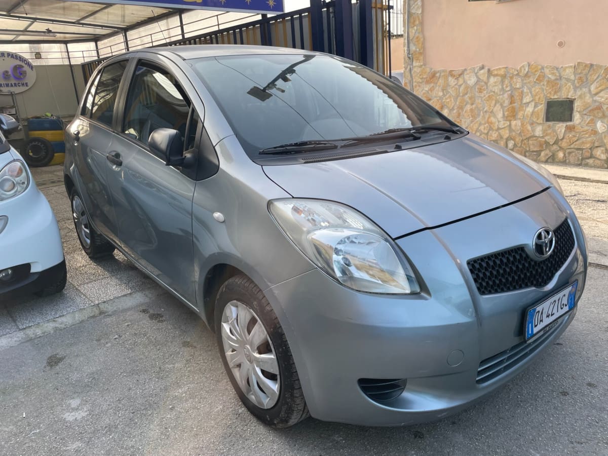 TOYOTA Yaris 2ª serie 14