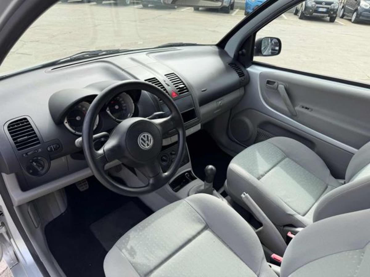 VOLKSWAGEN Lupo 12