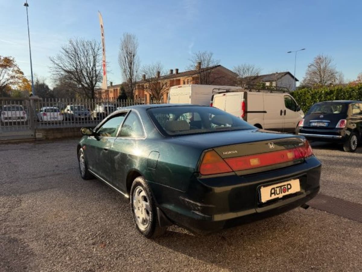 HONDA Accord 6ª serie 10