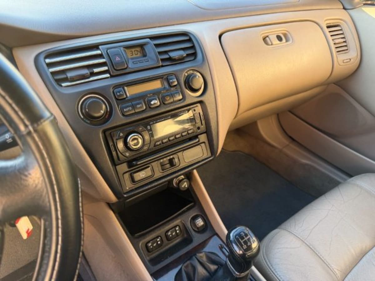 HONDA Accord 6ª serie 15