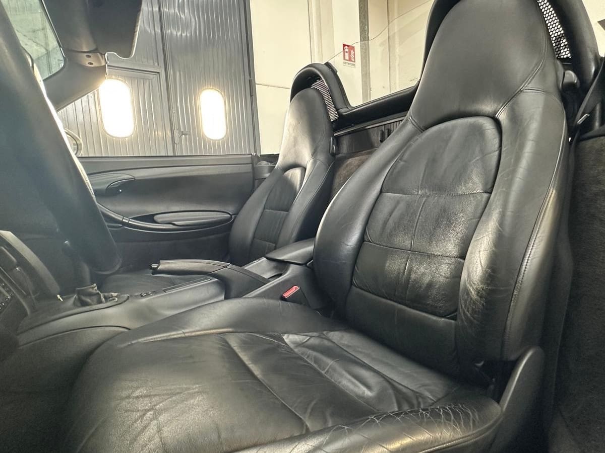 PORSCHE Boxster       (986) 18