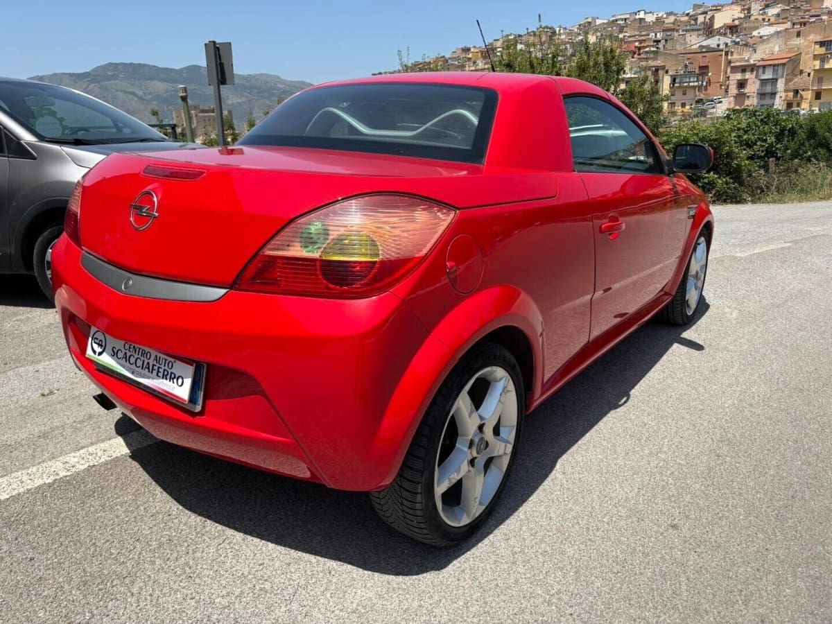 OPEL Tigra TwinTop 5