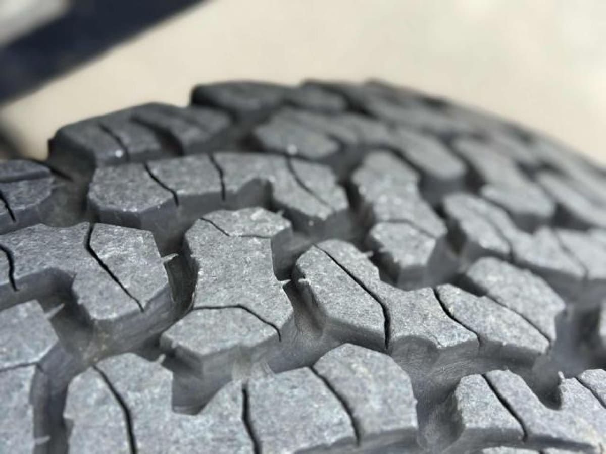 TOYOTA Land Cruiser 5