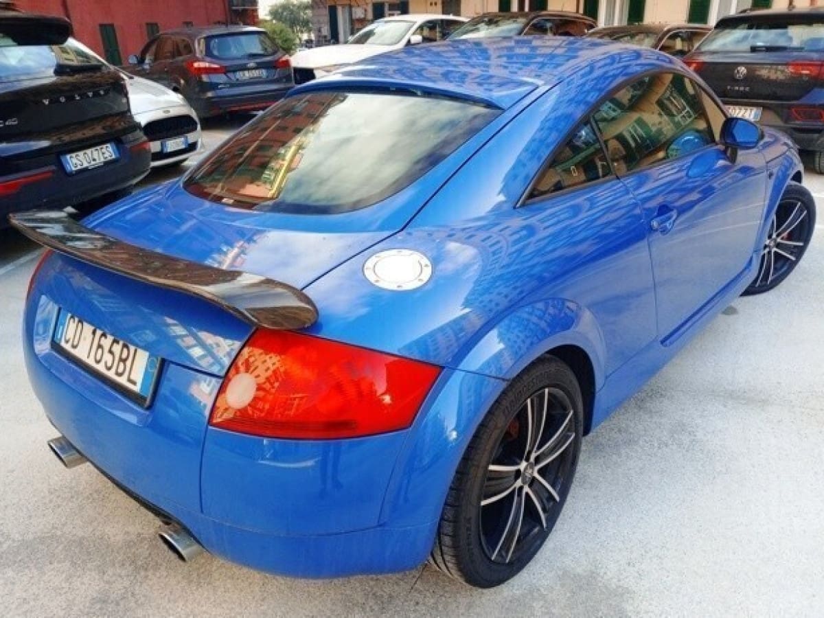 AUDI TT 1ª serie 22