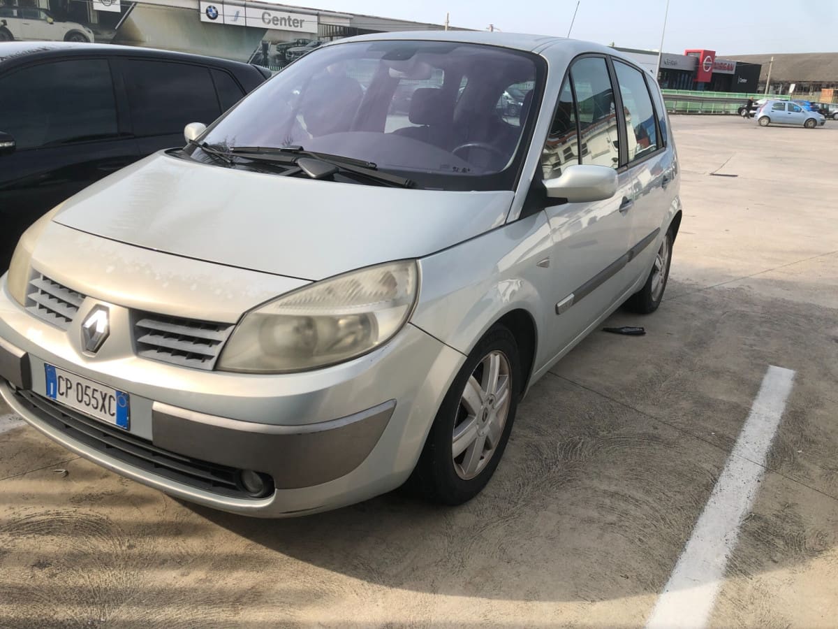RENAULT Scénic 2ª serie 109699770