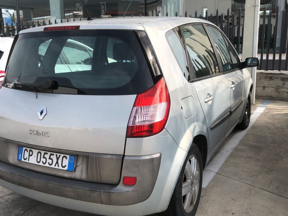 RENAULT Scénic 2ª serie 5