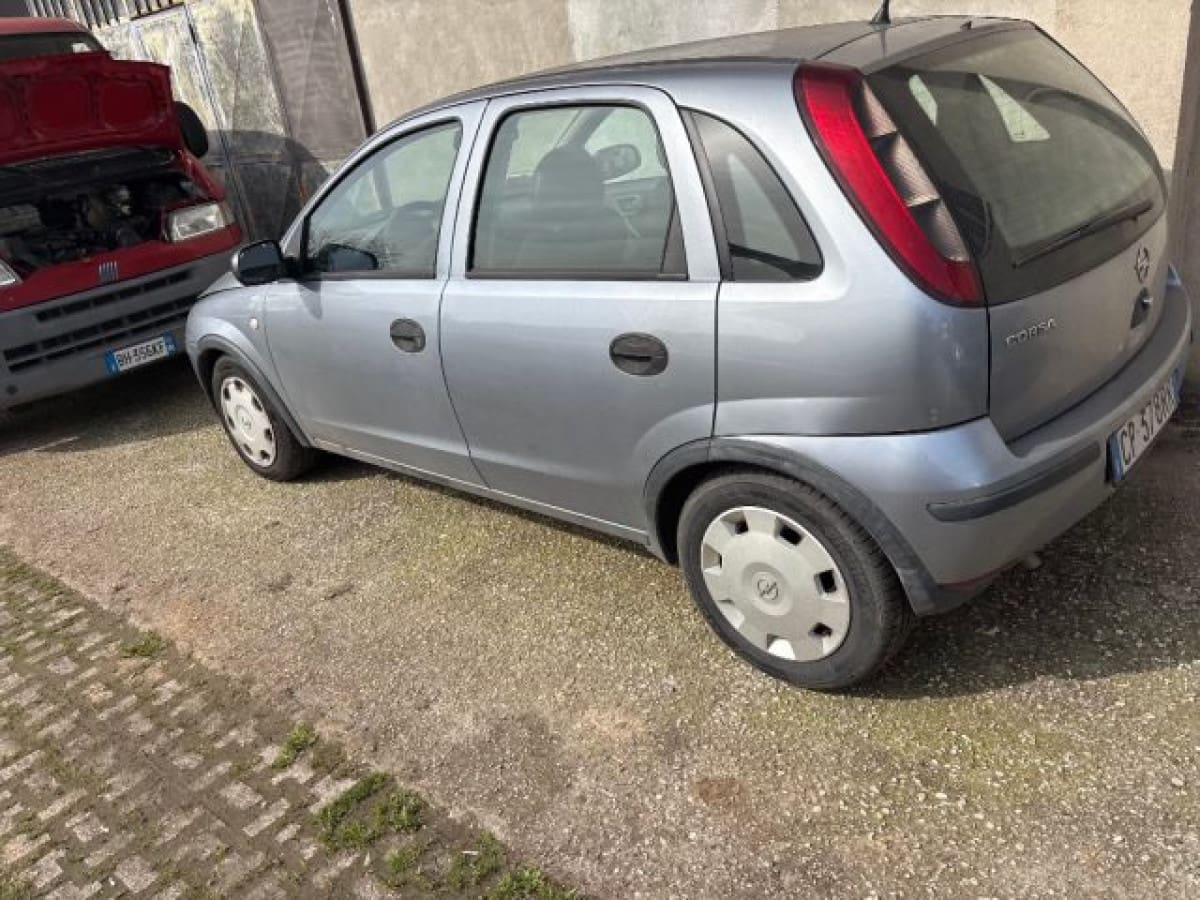 OPEL Corsa 3ª serie 109702758