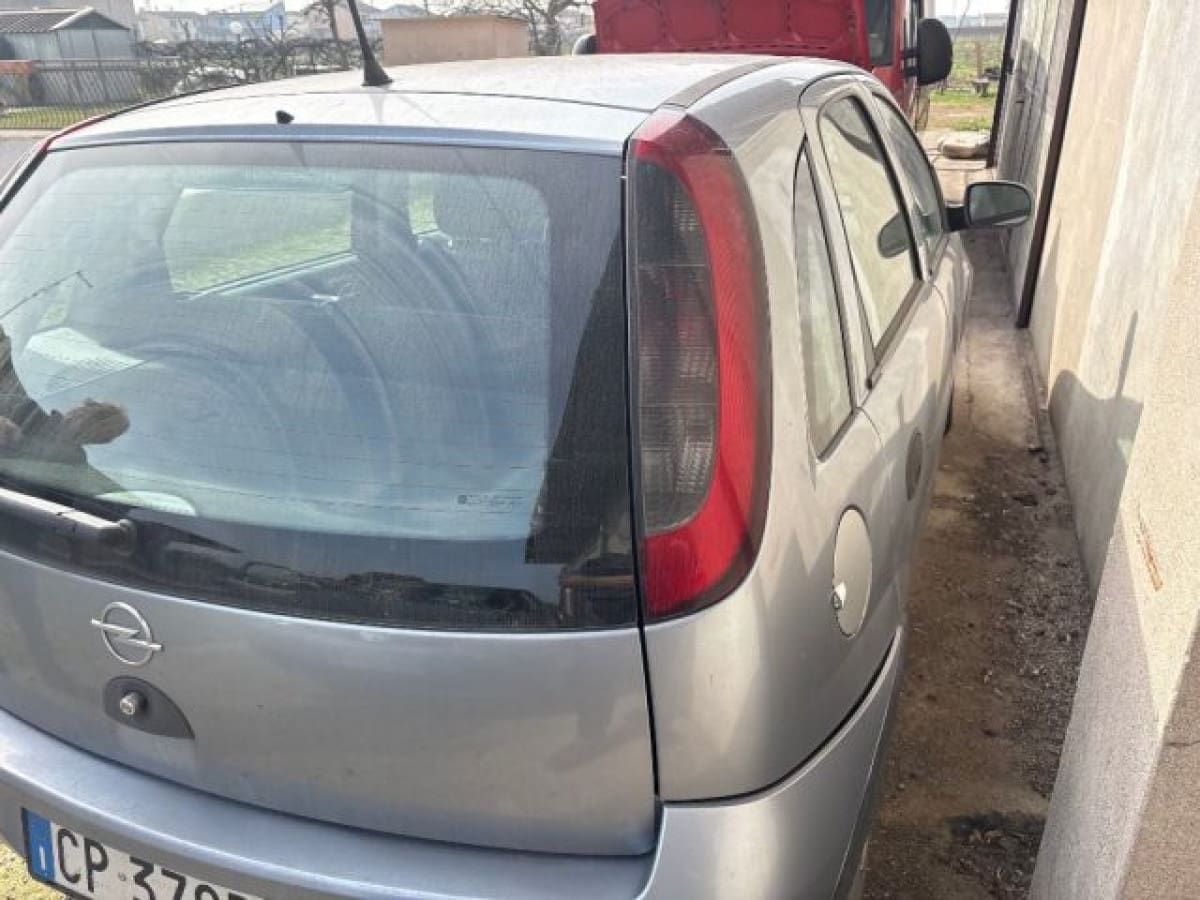 OPEL Corsa 3ª serie 6