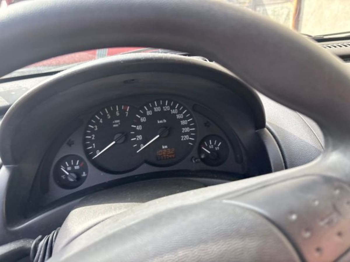 OPEL Corsa 3ª serie 9