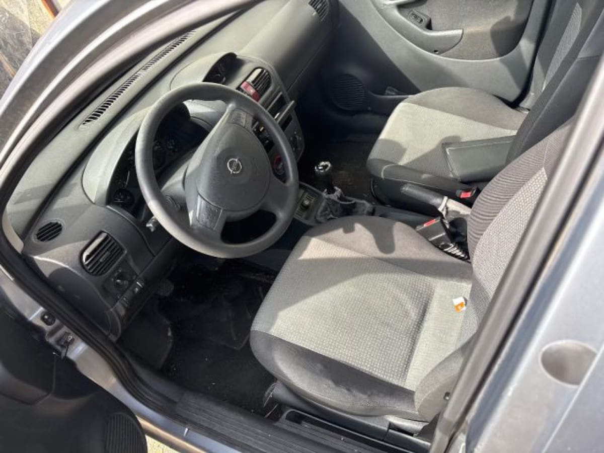 OPEL Corsa 3ª serie 10
