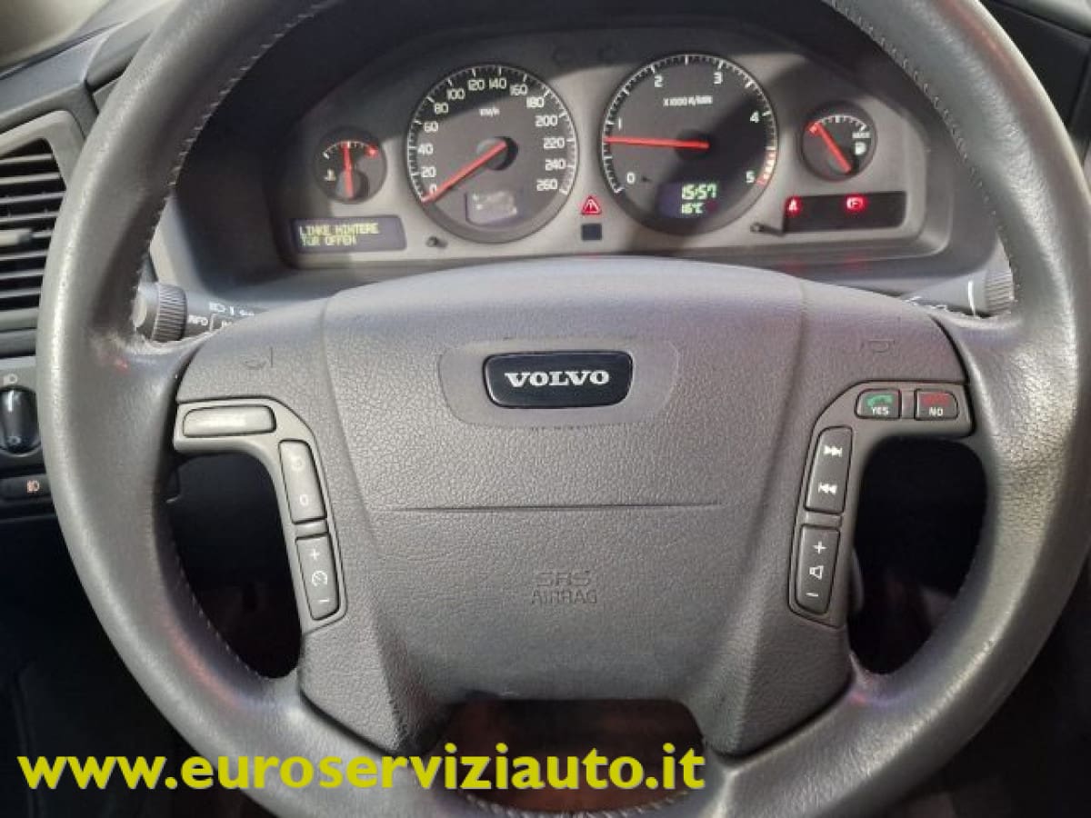 VOLVO V70/XC70 6